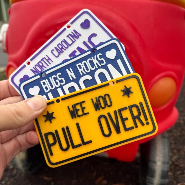 Cozy Coupe License Plate with Charms